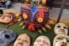 マジで呪われそう…『ゼルダの伝説』の「ムジュラの仮面」がメキシコの露店で発見される 画像