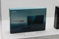【Nintendo World 2011】アクアブルー、コスモブラックの本体パッケージも公開 画像