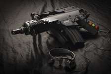 リアルの動きまで再現した銃型コントローラー、Kickstarterで出資者を募集 画像