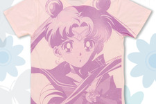 「美少女戦士セーラームーン」の変身ブローチをイメージしたsilver925ペンダントとフルプリントTシャツが登場 画像