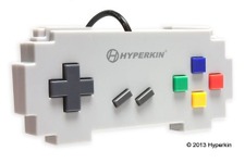 Hyperkinがスーファミライクのピクセルアートコントローラーをリリース 画像