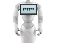 ソフトバンク、ロボット事業に参入 ― 世界初の感情認識ロボ「Pepper」発表 画像