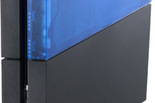 PS4本体ベイカバーを半透明にできる「スクラッチガードカバー」登場 画像