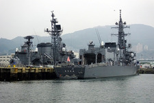 戦艦「武蔵」がいたドックを海から…佐世保港クルーズ試乗レポート 画像