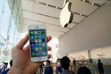 「iPhone SEは懐かしいサイズ感」…アップルストア発売初日レポート 画像