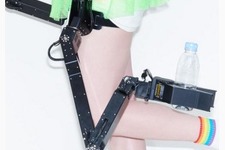 スカートの中からロボットアームが！絶対領域を拡張する「アームスカート」発表 画像
