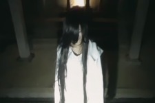 日本一ソフトウェア、新作に関するホラーな360度動画を公開 ─ 夜の神社には不気味な存在が… 画像