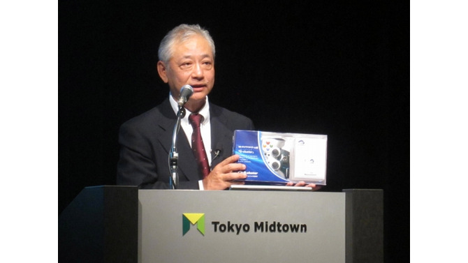 パッケージを紹介するブロードメディア代表取締役社長・橋本太郎氏