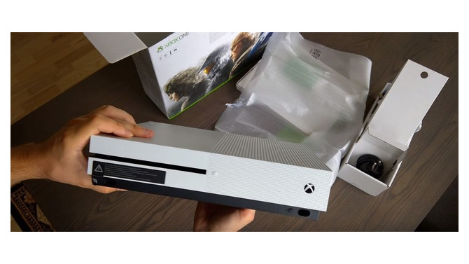 Xbox One S本体の開封映像到着―4K出力はアップデートで対応？
