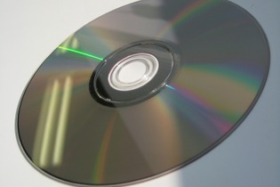 DVD複製ソフトを雑誌の付録に付けて販売、三才ブックスの常務を逮捕 画像
