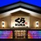 くら寿司の新店舗は、“ゲーミング寿司”！？ 七色に光り輝く提灯ウォール 画像