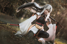 【コスプレ】『FGO』は任せて！中国美女レイヤー・盒盒の凛々しく美しい長尾景虎が圧巻の存在感を放つ【写真28枚】 画像