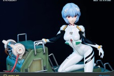 お値段約10万円！「綾波レイ」が1/4スケールのフィギュアになって登場―ぴっちりプラグスーツ＆ミステリアスな雰囲気を大迫力で味わえる 画像