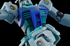 ガンダム45周年を記念して「HG 1/144 RX-78-2 ガンダム」がアースカラーに！武装のほか、オリジナルデザインのステッカーが付属 画像