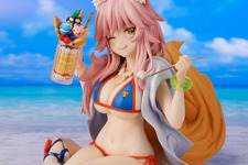 ウィンクする表情や佇まいが愛らしい！『FGO』より水着姿の「玉藻の前」がフィギュア化―最終再臨を常夏感たっぷりに再現 画像