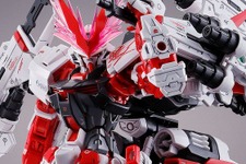 「ガンダム SEED」シリーズのガンプラが、本日2月13日11時より予約受付開始！「MG 1/100 ガンダムアストレイ レッドドラゴン」含む3商品 画像