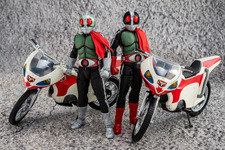 はじまりの二人「仮面ライダー新1号」「新2号」が“栄光の昭和ライダーエディション”として立体化！名シーンが蘇る「新サイクロン号」も登場 画像