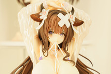 ドキッとする夏衣装から涼やかなドレスまで、「ワンフェス」に猛暑を吹き飛ばす『アズレン』『ブルアカ』美女フィギュアが集結【WF2025夏】 画像