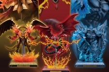 『遊戯王』ラー、オシリス、オベリスクの三幻神が究極の姿で降臨！エフェクトパーツやライトアップ機能搭載専用台座、記憶石版リモコンがセットで商品化 画像