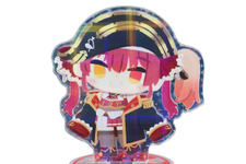 ホロライブ・宝鐘マリンや兎田ぺこら、鷹嶺ルイら全11種！ア・メリカ先生描き下ろしの「アクスタ」や「総柄フェイスタオル」に第3弾登場