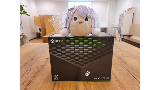 Xbox Series X|Sも編集部に到着！まずは起動前の本体をチェック