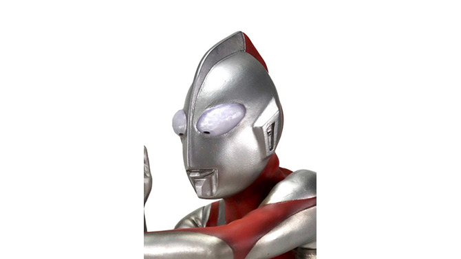 スペシウム光線！初代「ウルトラマン」より美しき「Bタイプ」スーツの1/6スケールフィギュアが復刻―目やタイマーの発光ギミックも搭載