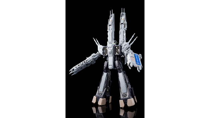 劇場版「超時空要塞マクロス」より「完全変形SDF-1 MACROSS」が再販！要塞型から強行型への変形を完全再現