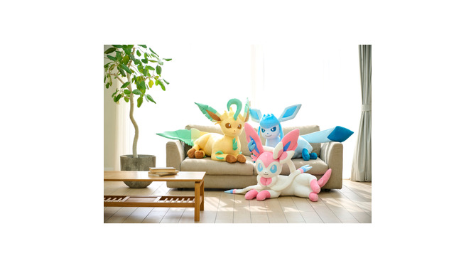 意外とデカい…！ 『ポケモン』等身大のイーブイフレンズぬいぐるみ第3弾が受付開始―今回はリーフィア、グレイシア、ニンフィアの3種類