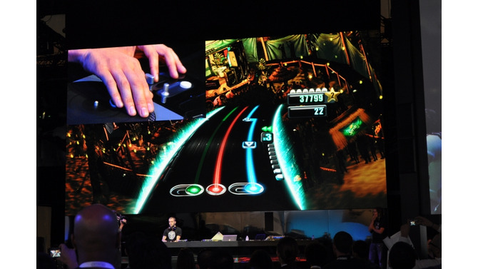 【E3 2009】アクティビジョン『DJ HERO』の実演をムービーで紹介