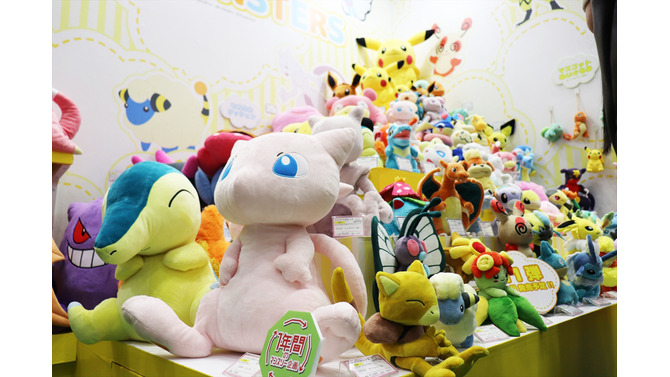 『ポケモン』ぬいぐるみが盛りだくさん！「名探偵ピカチュウ」も！【おもちゃショー2019】