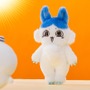 簡単ッ!!簡単ッッ!!「ちいかわ」恐怖の“パラレルワールド”「強くなったハチワレ」がぬいぐるみ化―抱きついてくれるショルダーバッグが最高