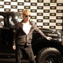 実際に展示されていたジープのモデルカーとGackt氏