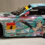 【ワンフェス2013夏】ファミマVer.のミク・リン・レン、痛車も―フォトレポート/VOCALOID