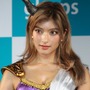 ローラさんがコスプレ初挑戦、スマホゲーム『スカイロック』テレビCMに出演