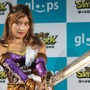 ローラさんがコスプレ初挑戦、スマホゲーム『スカイロック』テレビCMに出演