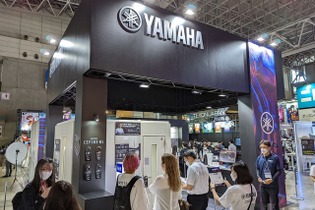 大人気ストリーマー関優太の「防音室」をヤマハブースで再現？―ミキサー・ヘッドセット展示の横でそびえるペットボトルの山【TGS2022】 画像