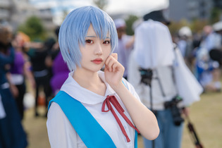 【コスプレ】「こういう時どんな顔すればいいのかわからないの」ぎこちない表情と儚げな雰囲気の美少女感はまさにリアル綾波！！注目レイヤー・緑埜【写真8枚】 画像