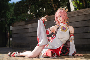 【コスプレ】セクシー＆華やかな”八重神子”様に扮した美少女レイヤーに注目！【写真7枚】 画像