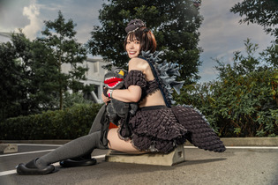 【コスプレ】“美女ゴジラ”が東京ビッグサイトに襲来！その可愛さが緊急事態【写真10枚】 画像