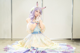 【コスプレ】淡いドレスを纏う『ウマ娘』マックイーンが幻想的な美しさ！妥協なき愛を感じさせる人気レイヤー・中野べこ 画像