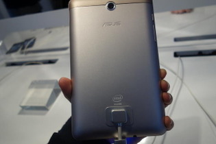 【MWC 2013】9時間のバッテリーライフを実現した7インチTab「ASUS Fonepad」 画像