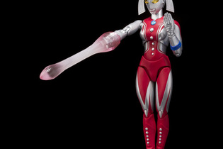 ULTRA-ACTに「ウルトラの母」が登場、女性らしいフォルムの新素体を採用 画像