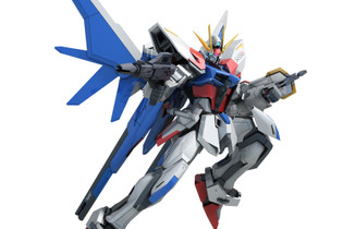 PS Vita版『ガンダムブレイカー』の初回封入特典は「HG ビルドストライクガンダム」一式データに決定、ビルドファイターズ連動コンテンストも開催 画像