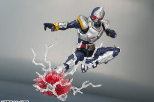 運命の切り札をつかみ取れ！S.H.Figuarts「仮面ライダーブレイド」発売 画像