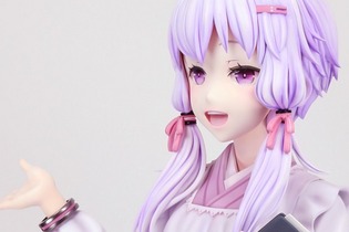 “結月ゆかり”が等身大フィギュアに！ スピーカー内蔵で価格は128万円 画像