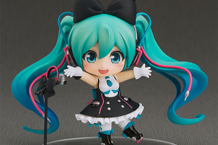 「ねんどろいど 初音ミク マジカルミライ2016Ver.」予約開始―イベント仕様の特製台座も！ 画像