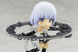 「フレームアームズ・ガール」“マテリア クロ”が可動フィギュア化！ ポケットサイズに可愛くデフォルメ 画像