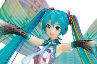 1/7スケールフィギュア「初音ミク 10th Anniversary Ver.」発売決定、390ページに及ぶアーカイブ本も収録 画像