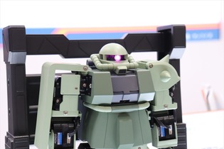 このザク……動くぞ！？ガンダムで学ぶプログラミング「ジオニックテクニクス」【おもちゃショー2019】 画像