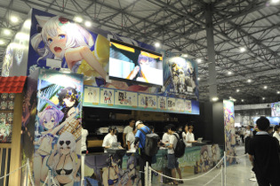 「アズールレーン」伊吹の抱き枕カバーも！ 物販＆展示が盛況なYostarブース【コミケ96】 画像